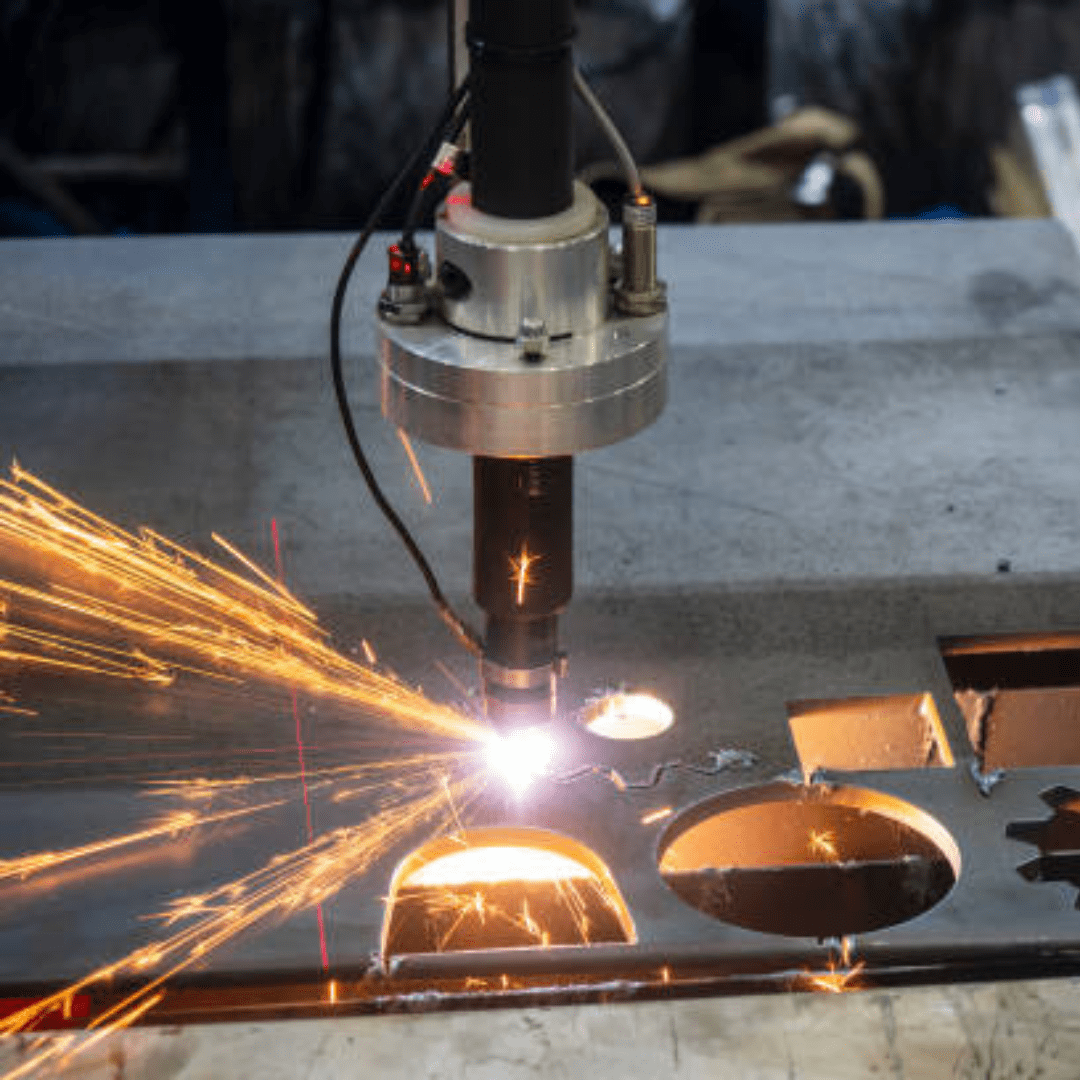 Maestría en Corte de Plancha CNC con plasma